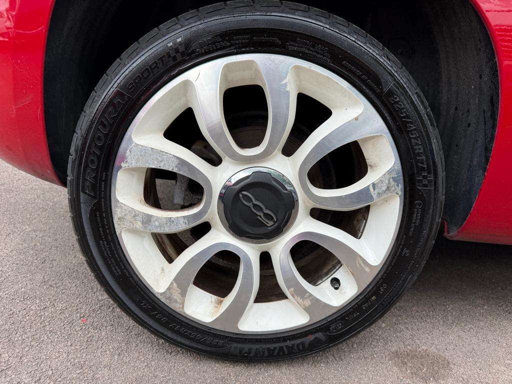 2013 FIAT 500L 2013 FIAT 500L