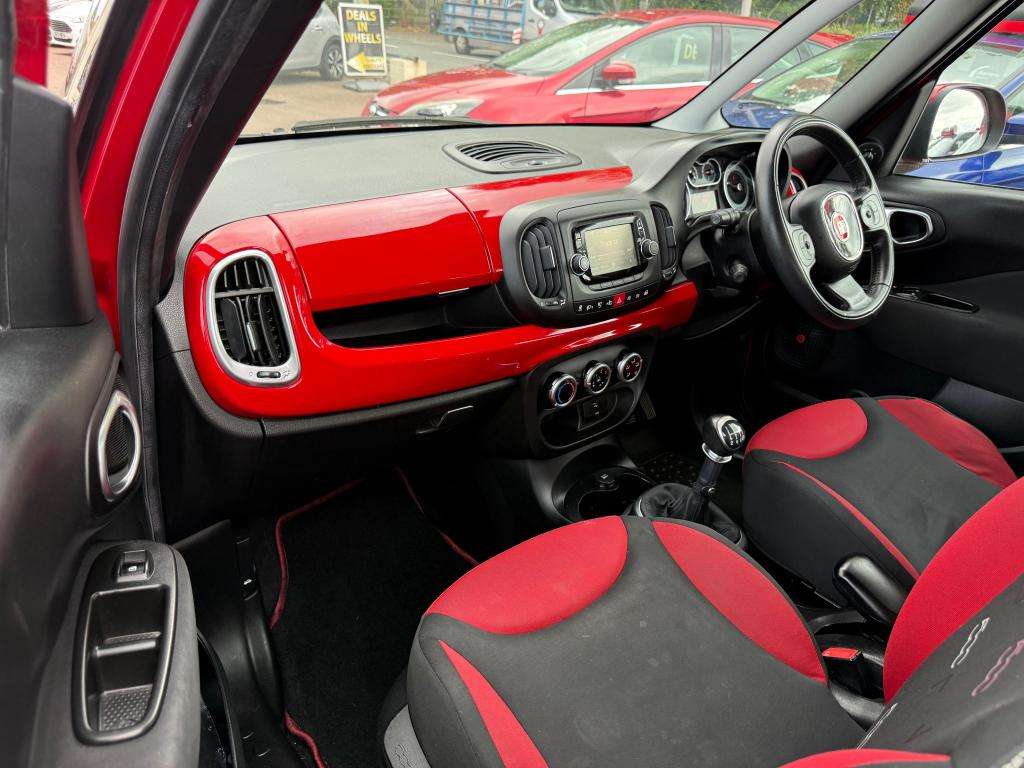 2013 FIAT 500L 2013 FIAT 500L