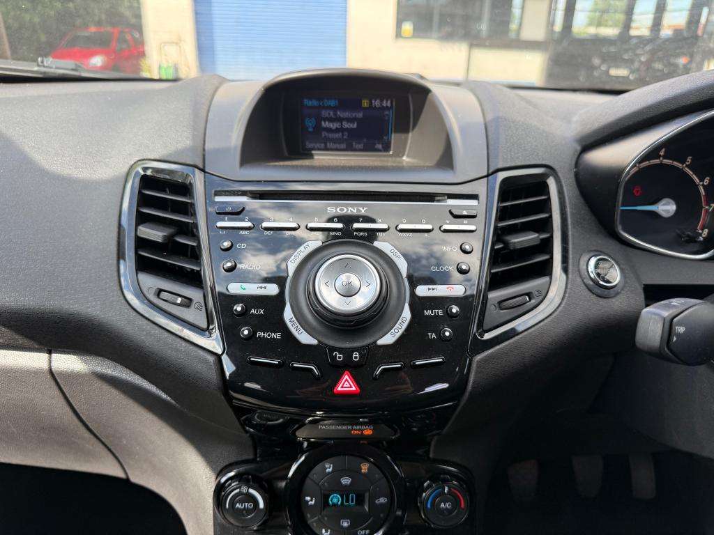 2015 FORD FIESTA 2015 FORD FIESTA