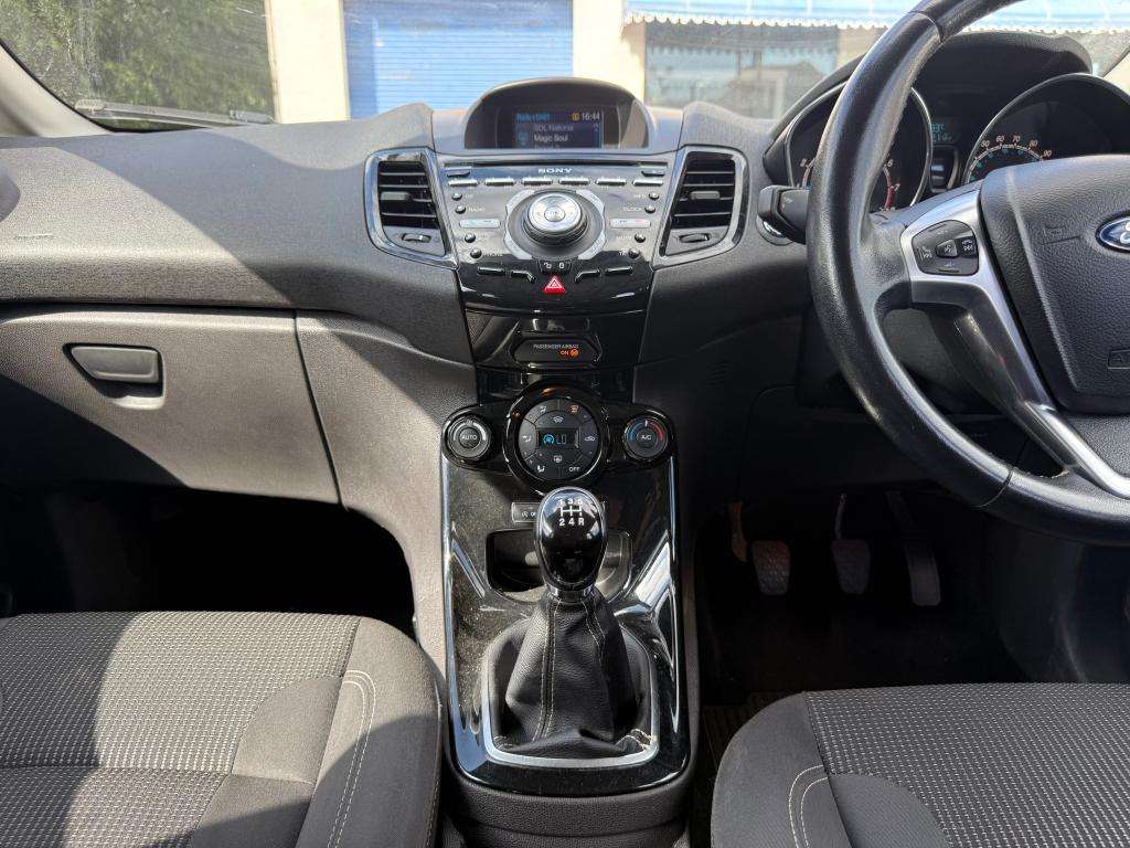 2015 FORD FIESTA 2015 FORD FIESTA