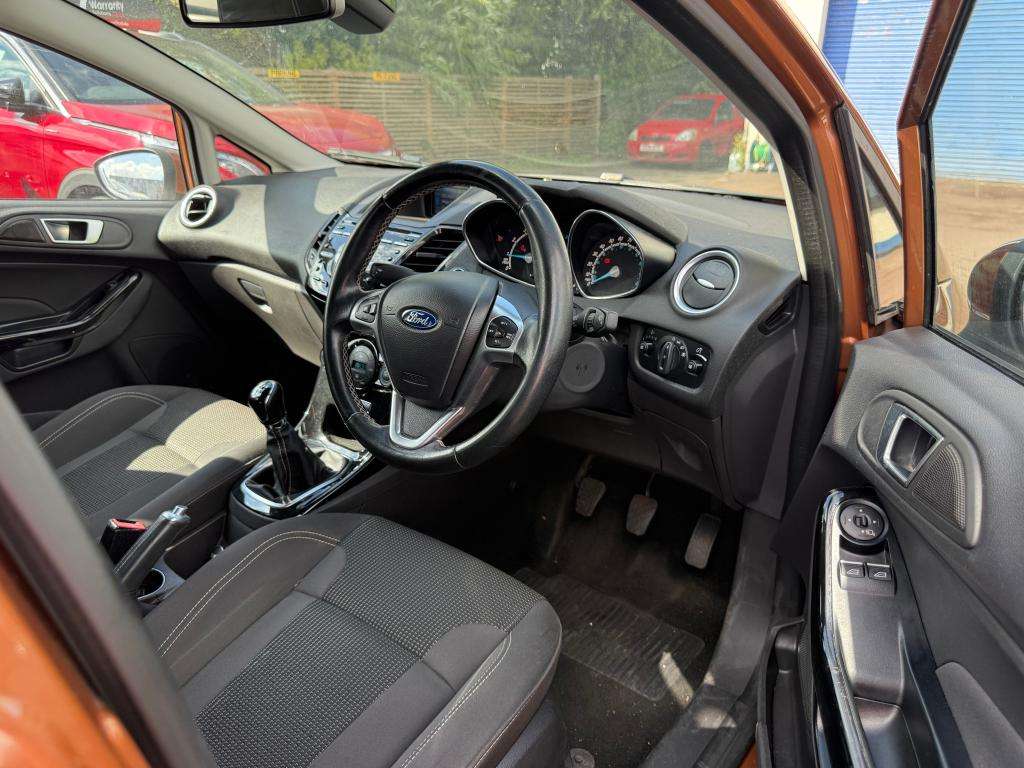 2015 FORD FIESTA 2015 FORD FIESTA