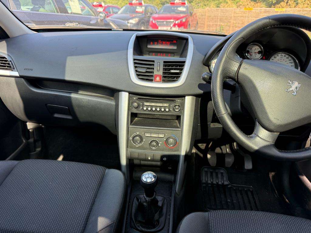 2012 PEUGEOT 207 2012 PEUGEOT 207