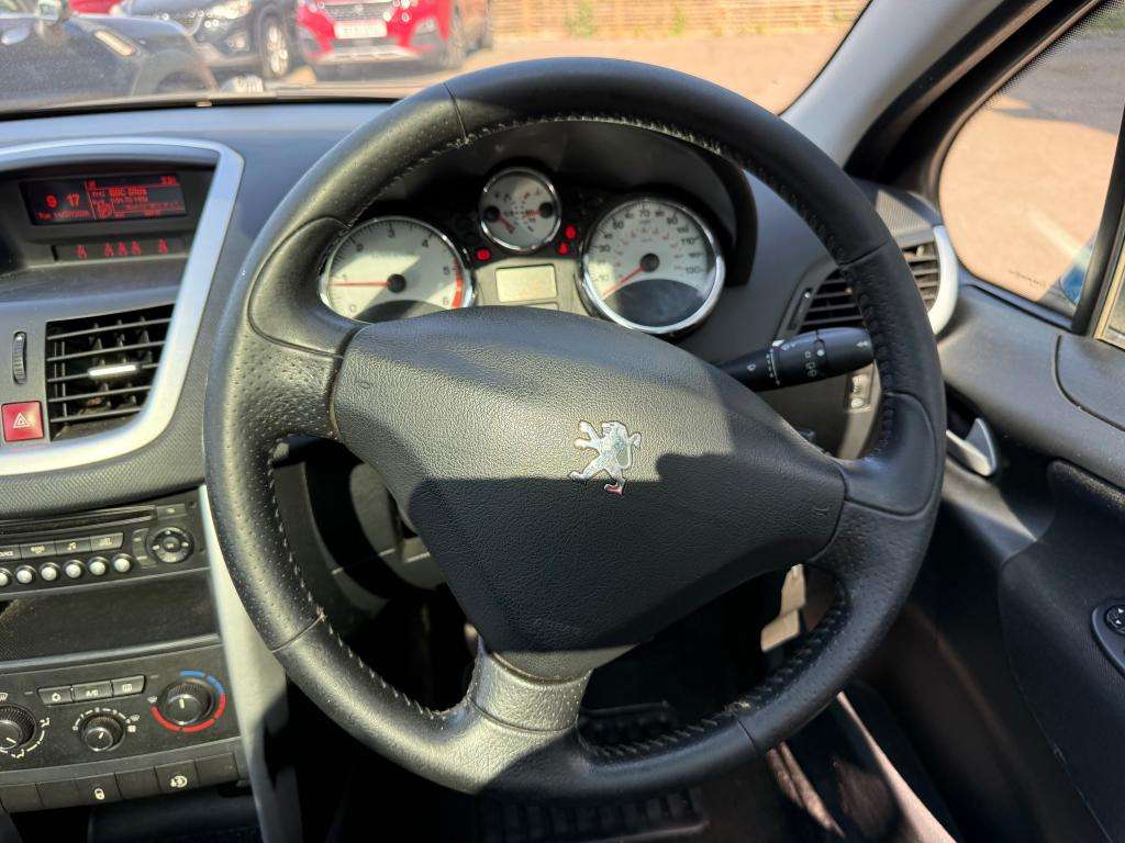 2012 PEUGEOT 207 2012 PEUGEOT 207