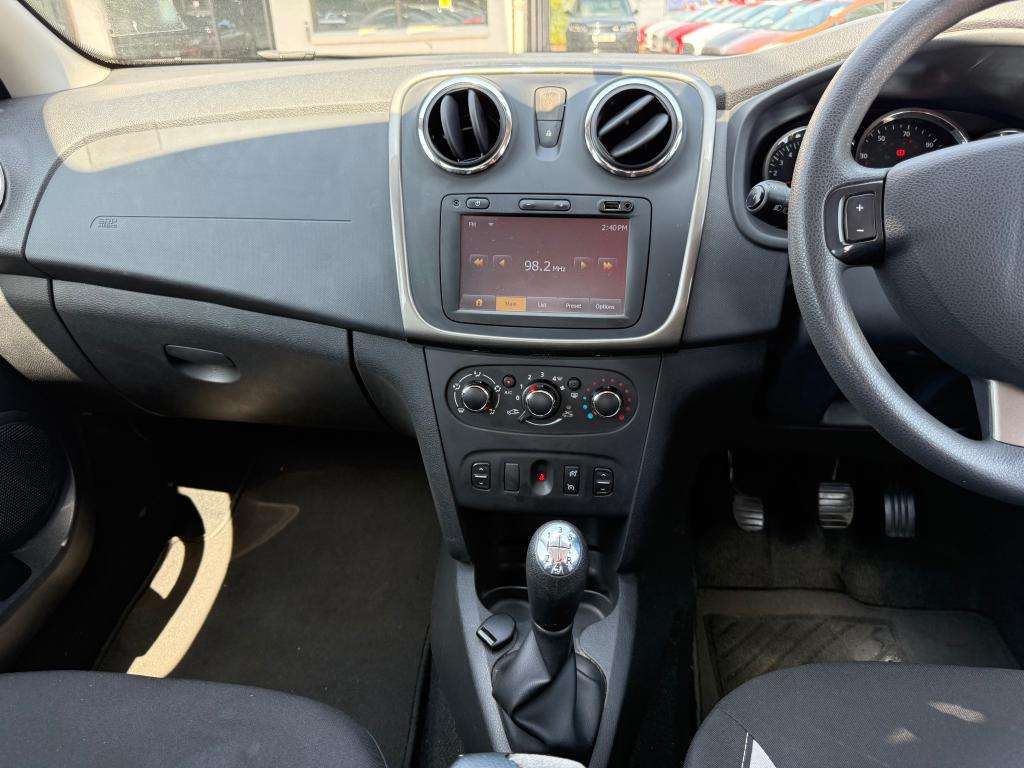 2015 DACIA SANDERO 2015 DACIA SANDERO