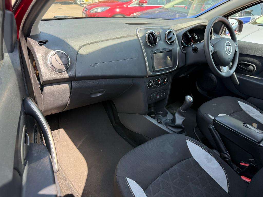 2015 DACIA SANDERO 2015 DACIA SANDERO