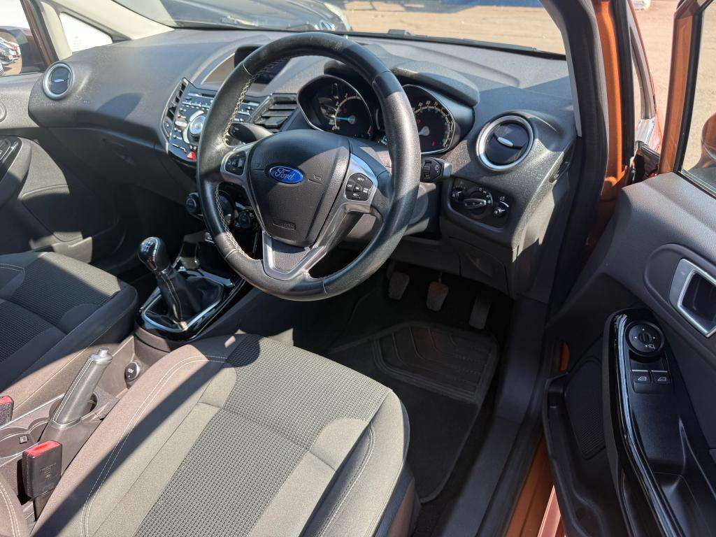 2015 FORD FIESTA 2015 FORD FIESTA