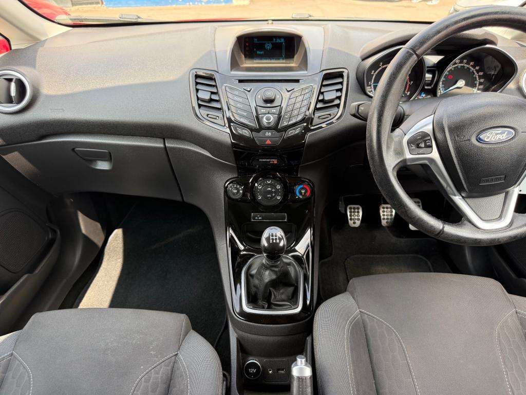 2013 FORD FIESTA 2013 FORD FIESTA