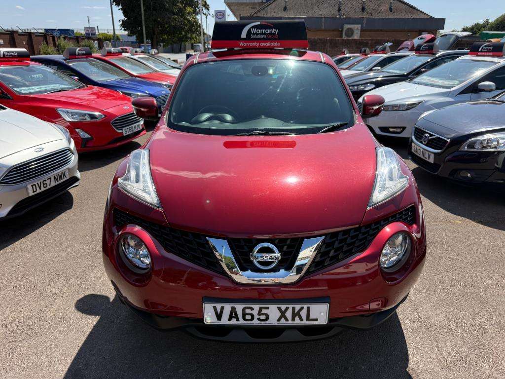 A 2016 NISSAN JUKE N-connecta Dig-t A 2016 NISSAN JUKE N-connecta Dig-t