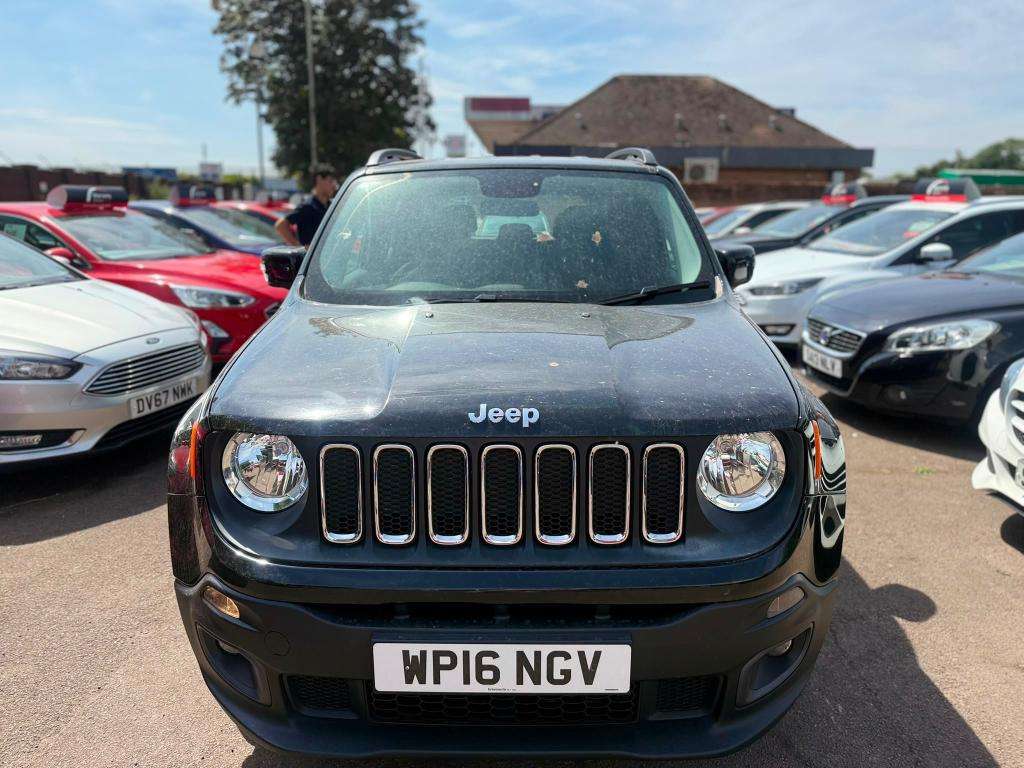 A 2016 JEEP RENEGADE Longitude A 2016 JEEP RENEGADE Longitude