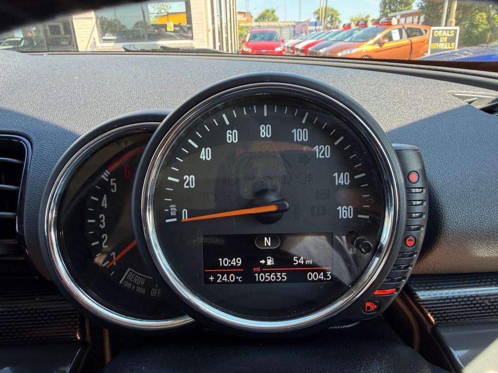 2016 MINI CLUBMAN 2016 MINI CLUBMAN