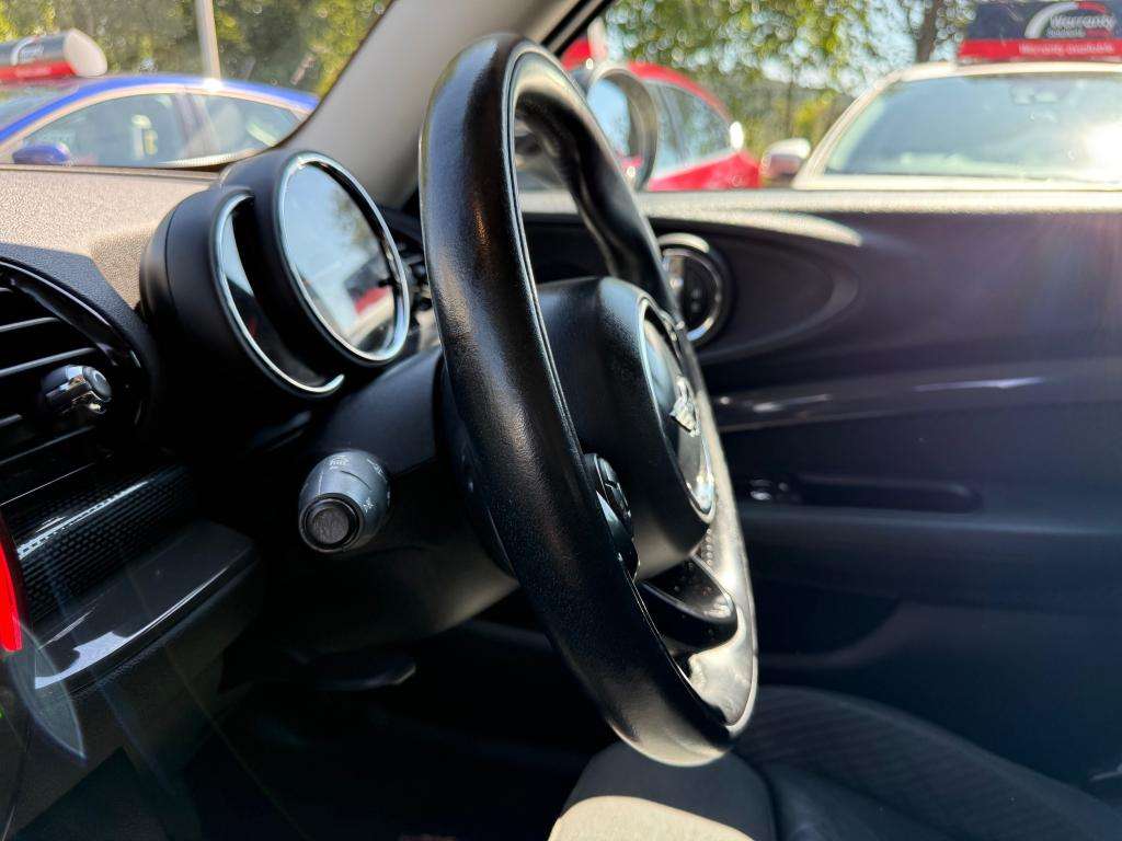 2016 MINI CLUBMAN 2016 MINI CLUBMAN
