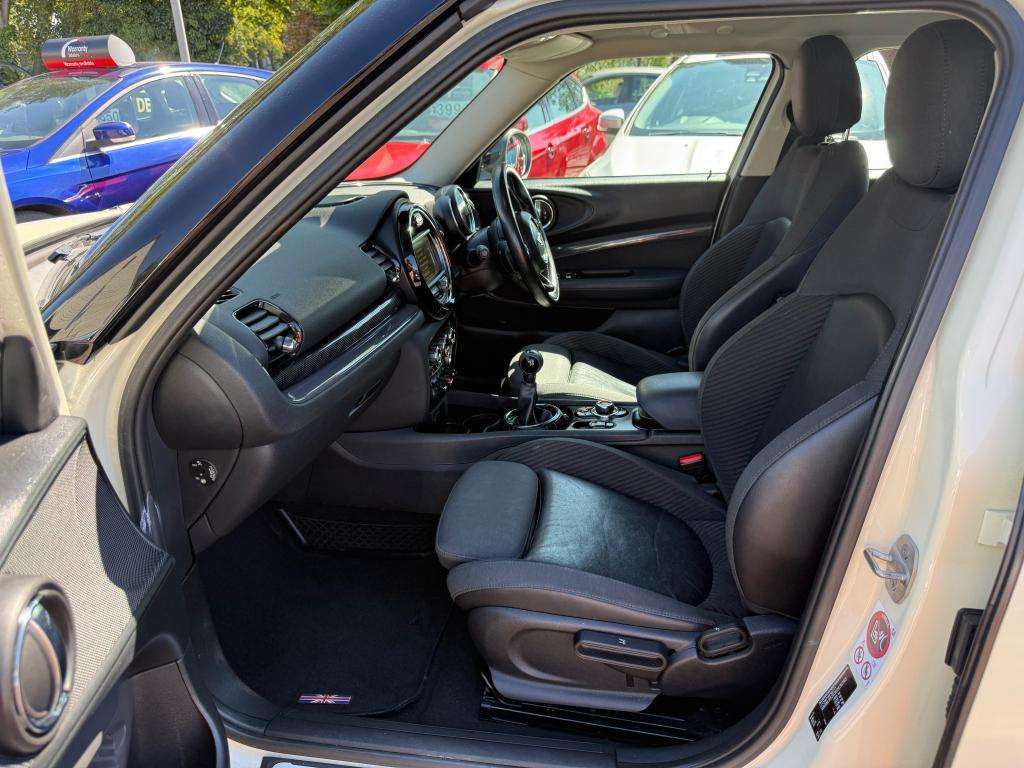 2016 MINI CLUBMAN 2016 MINI CLUBMAN