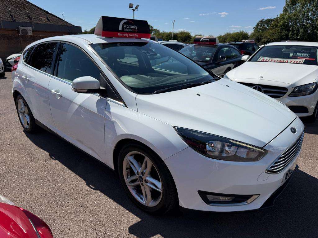 A 2015 FORD FOCUS Titanium A 2015 FORD FOCUS Titanium