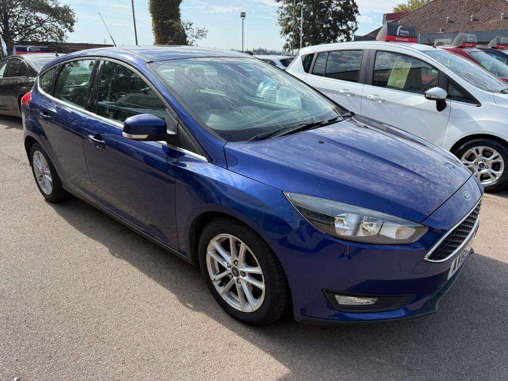 A 2015 FORD FOCUS Zetec A 2015 FORD FOCUS Zetec