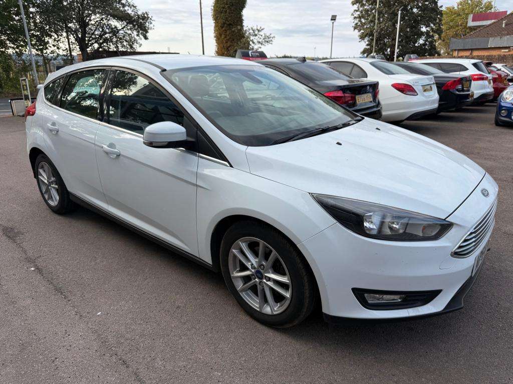 A 2015 FORD FOCUS Zetec A 2015 FORD FOCUS Zetec