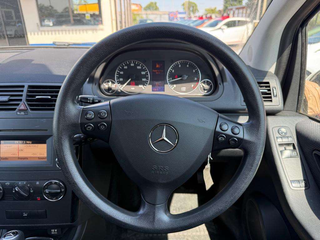 2010 MERCEDES-BENZ A-CLASS 2010 MERCEDES-BENZ A-CLASS