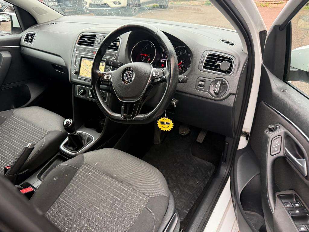 2015 VOLKSWAGEN POLO 2015 VOLKSWAGEN POLO