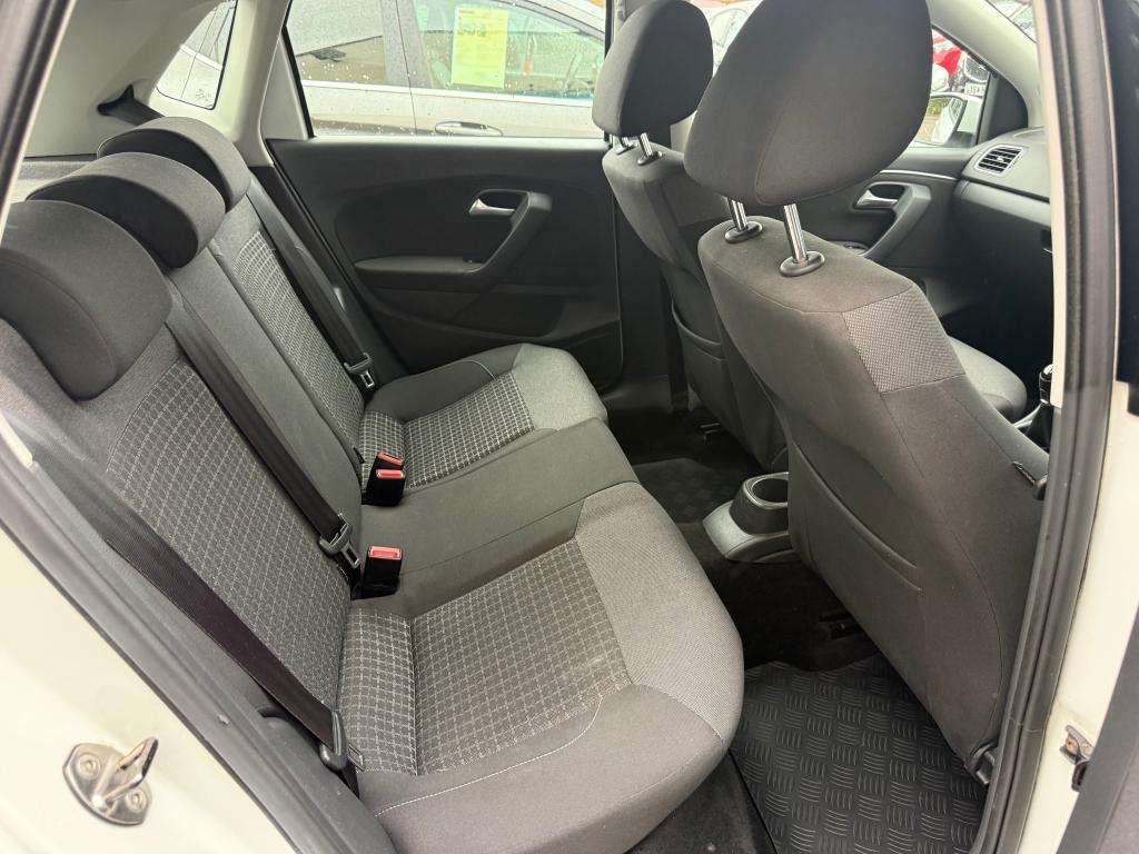 2015 VOLKSWAGEN POLO 2015 VOLKSWAGEN POLO