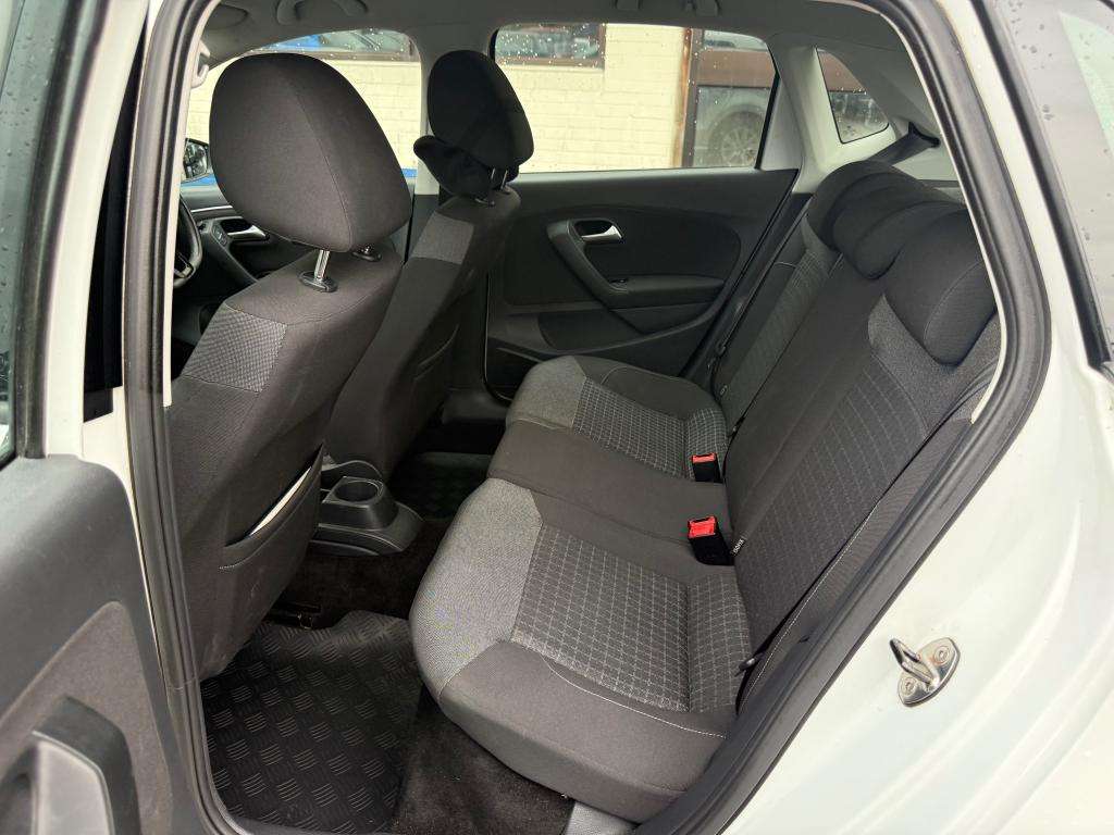 2015 VOLKSWAGEN POLO 2015 VOLKSWAGEN POLO