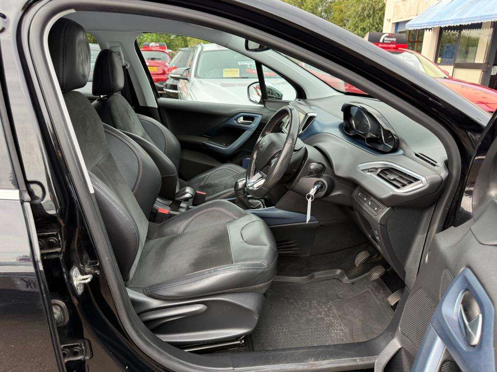 2015 PEUGEOT 2008 2015 PEUGEOT 2008
