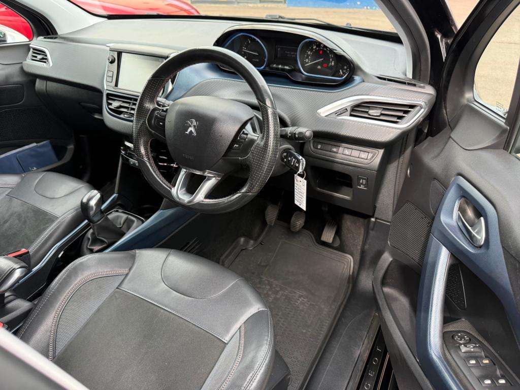 2015 PEUGEOT 2008 2015 PEUGEOT 2008