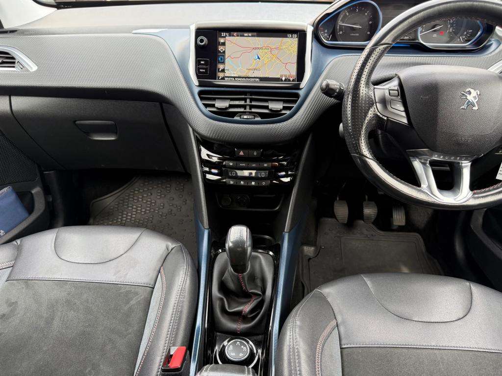 2015 PEUGEOT 2008 2015 PEUGEOT 2008