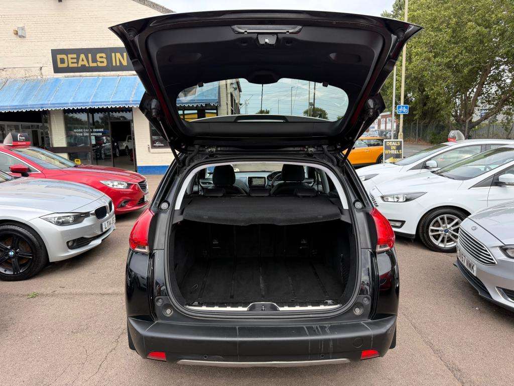2015 PEUGEOT 2008 2015 PEUGEOT 2008