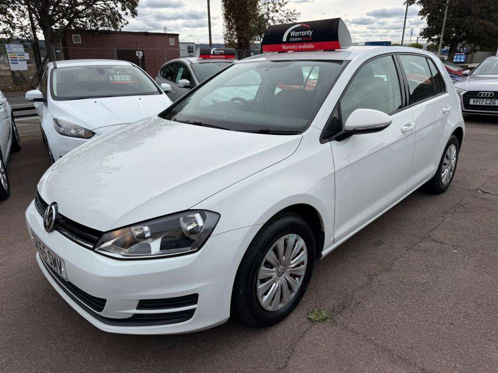A 2015 VOLKSWAGEN GOLF S Tsi Bluemotion Technology A 2015 VOLKSWAGEN GOLF S Tsi Bluemotion Technology