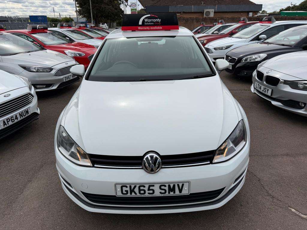 A 2015 VOLKSWAGEN GOLF S Tsi Bluemotion Technology A 2015 VOLKSWAGEN GOLF S Tsi Bluemotion Technology