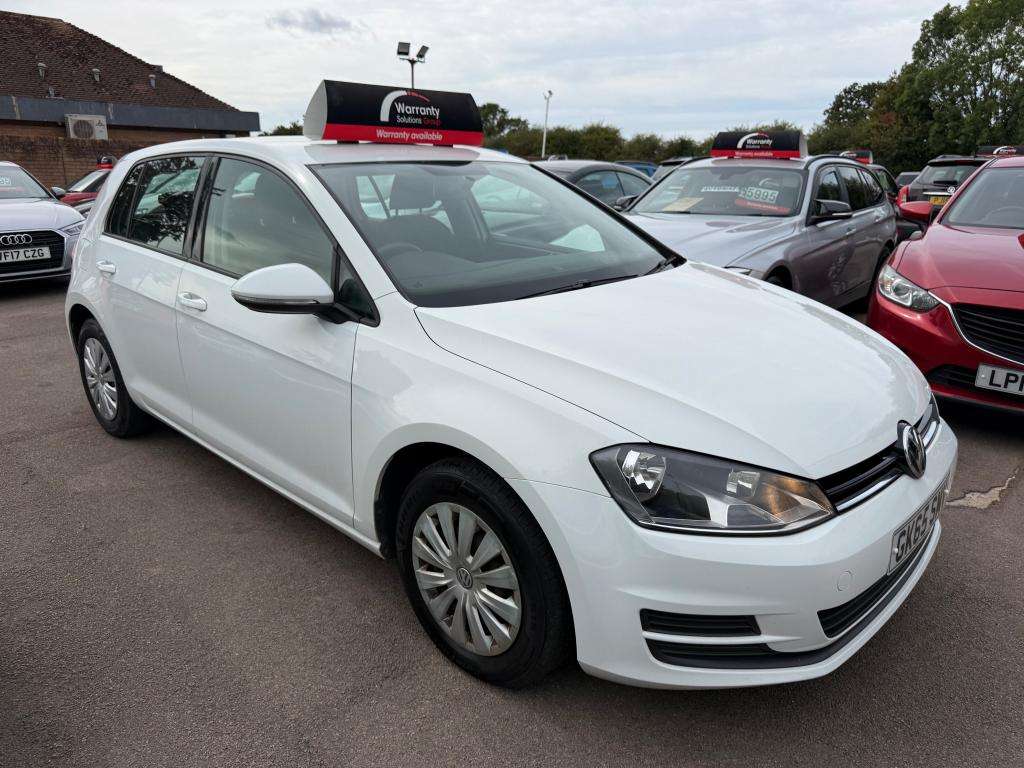 A 2015 VOLKSWAGEN GOLF S Tsi Bluemotion Technology A 2015 VOLKSWAGEN GOLF S Tsi Bluemotion Technology