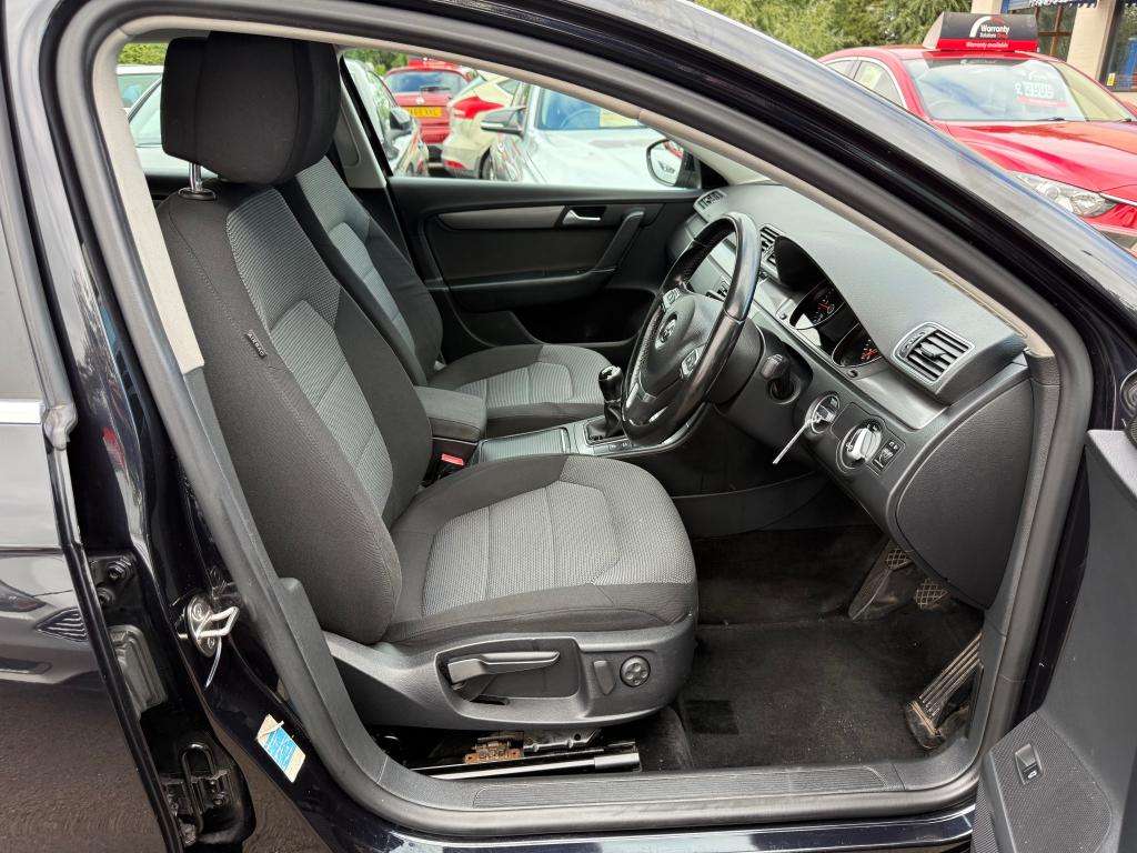 2013 VOLKSWAGEN PASSAT 2013 VOLKSWAGEN PASSAT