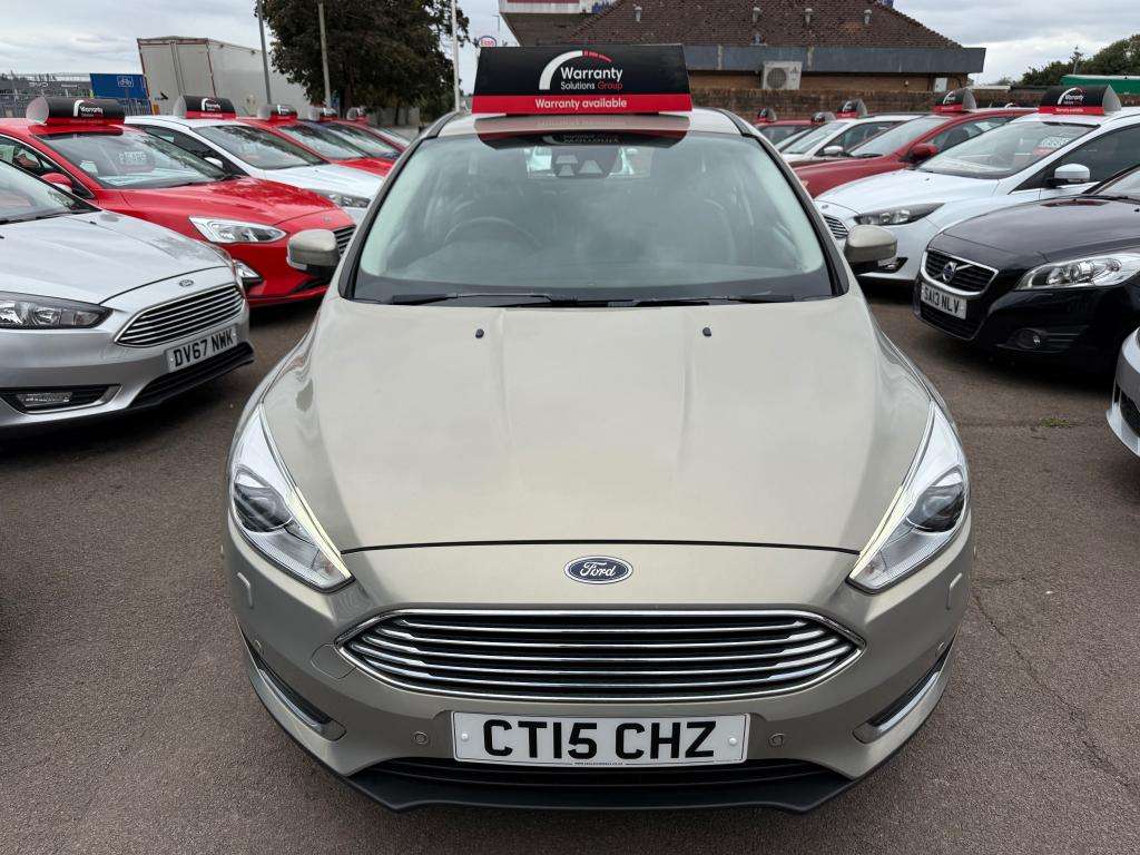 A 2015 FORD FOCUS Titanium X A 2015 FORD FOCUS Titanium X