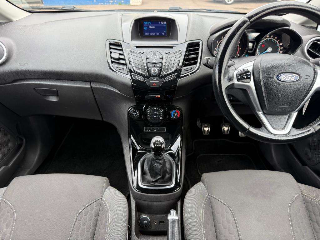 2016 FORD FIESTA 2016 FORD FIESTA