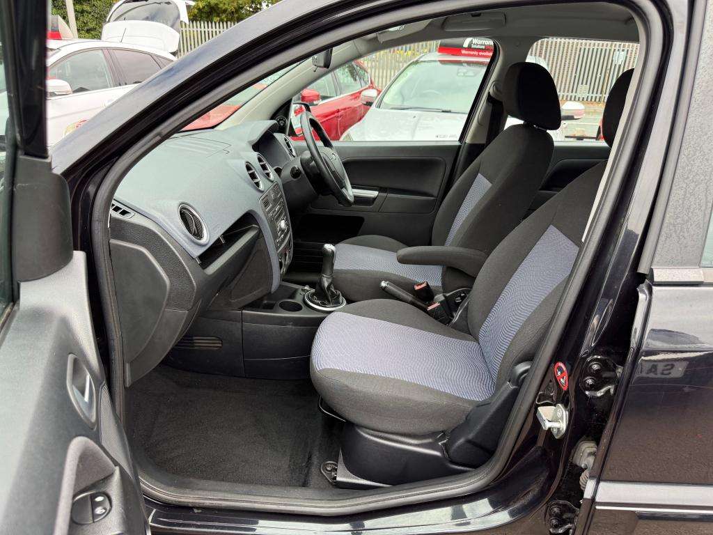 2011 FORD FUSION 2011 FORD FUSION