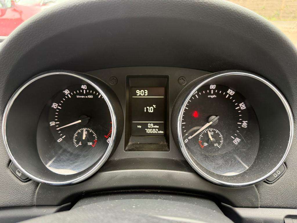2011 SKODA YETI 2011 SKODA YETI