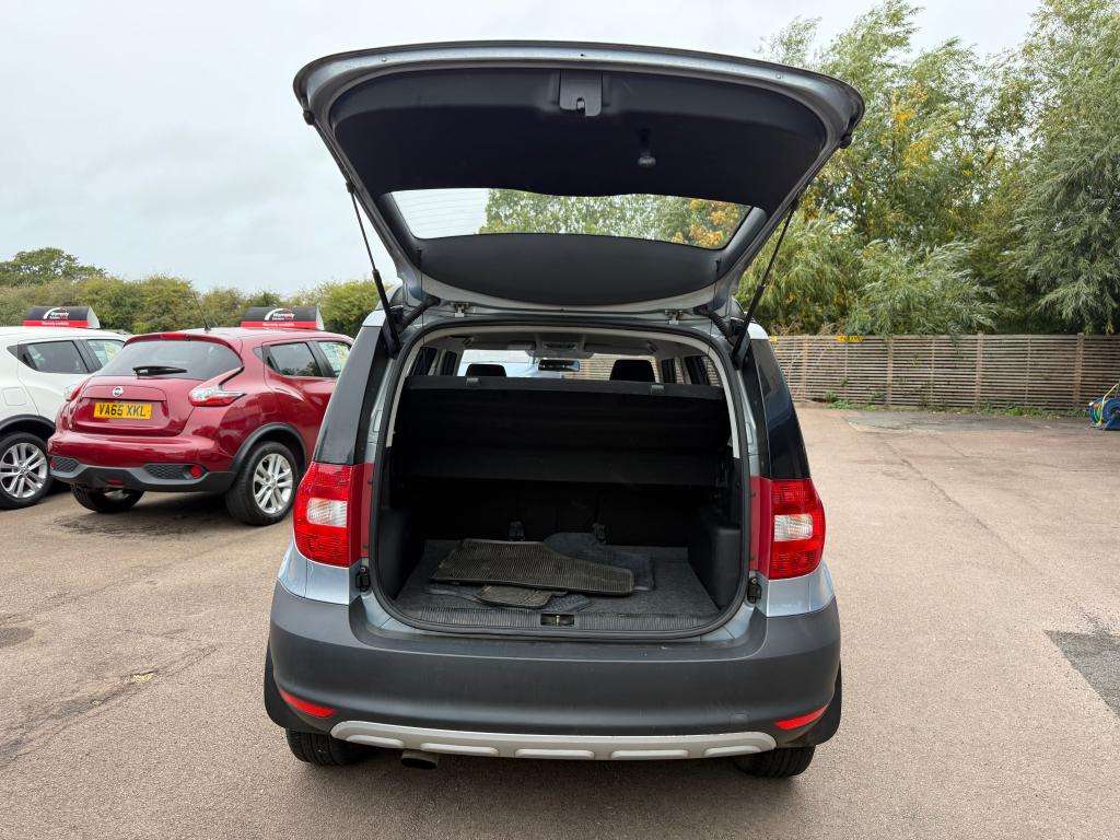 2011 SKODA YETI 2011 SKODA YETI
