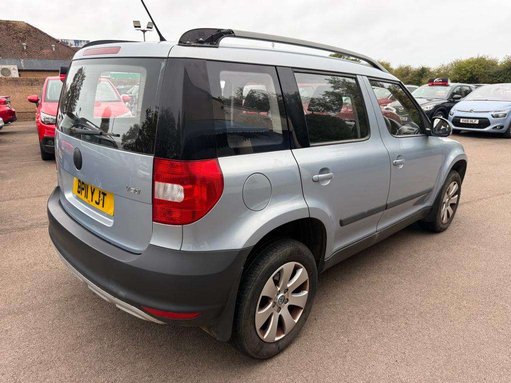 2011 SKODA YETI 2011 SKODA YETI