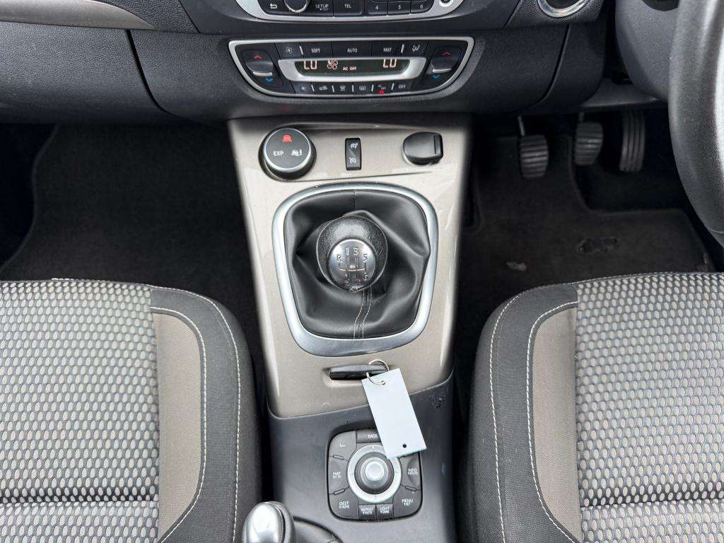 2014 RENAULT SCENIC 2014 RENAULT SCENIC