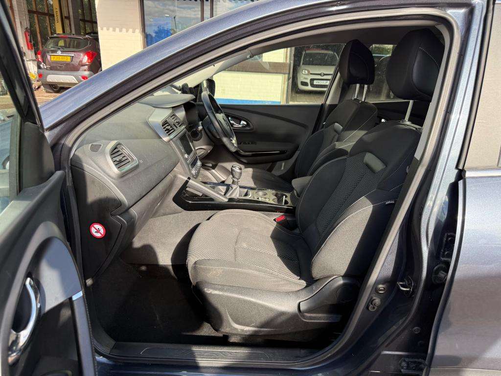 2017 RENAULT KADJAR 2017 RENAULT KADJAR
