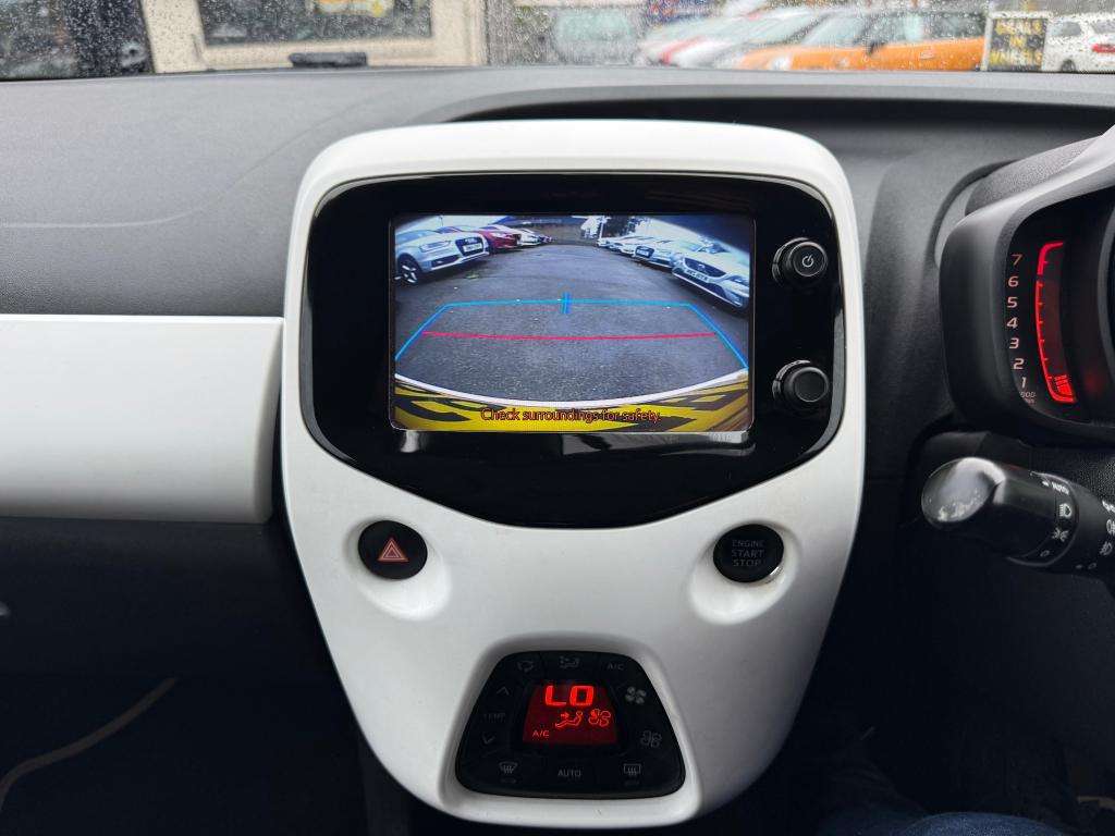 2016 PEUGEOT 108 2016 PEUGEOT 108