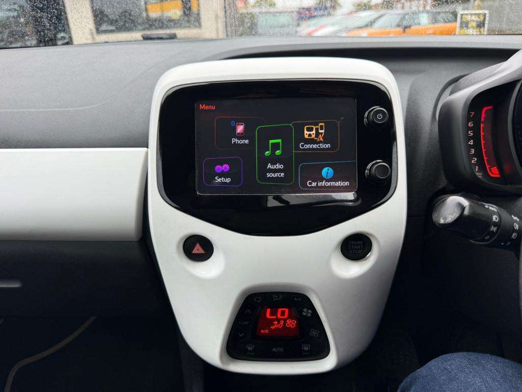 2016 PEUGEOT 108 2016 PEUGEOT 108