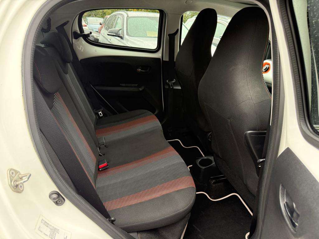 2016 PEUGEOT 108 2016 PEUGEOT 108