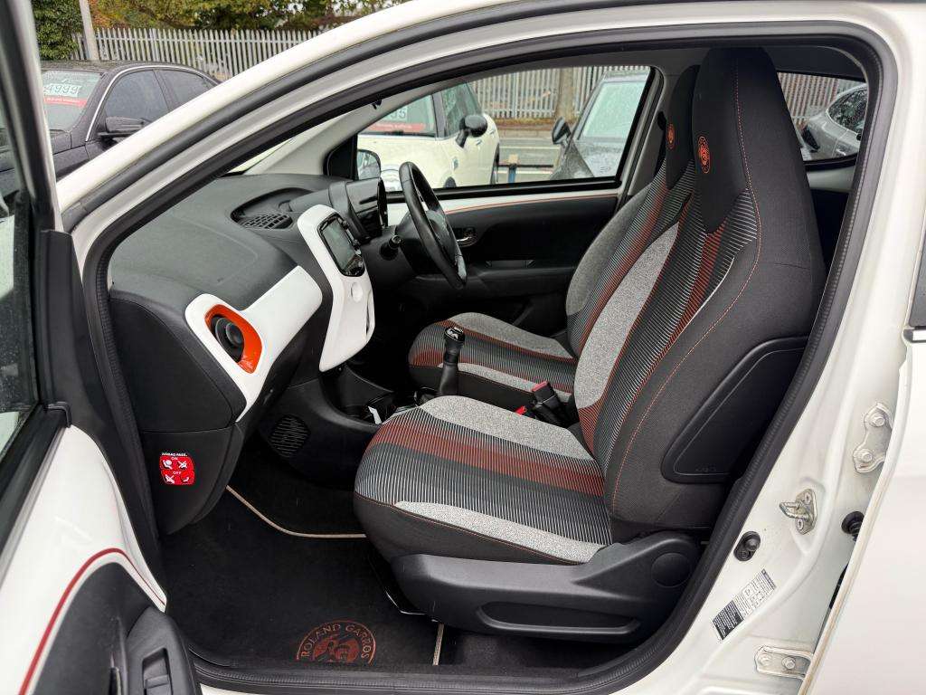 2016 PEUGEOT 108 2016 PEUGEOT 108