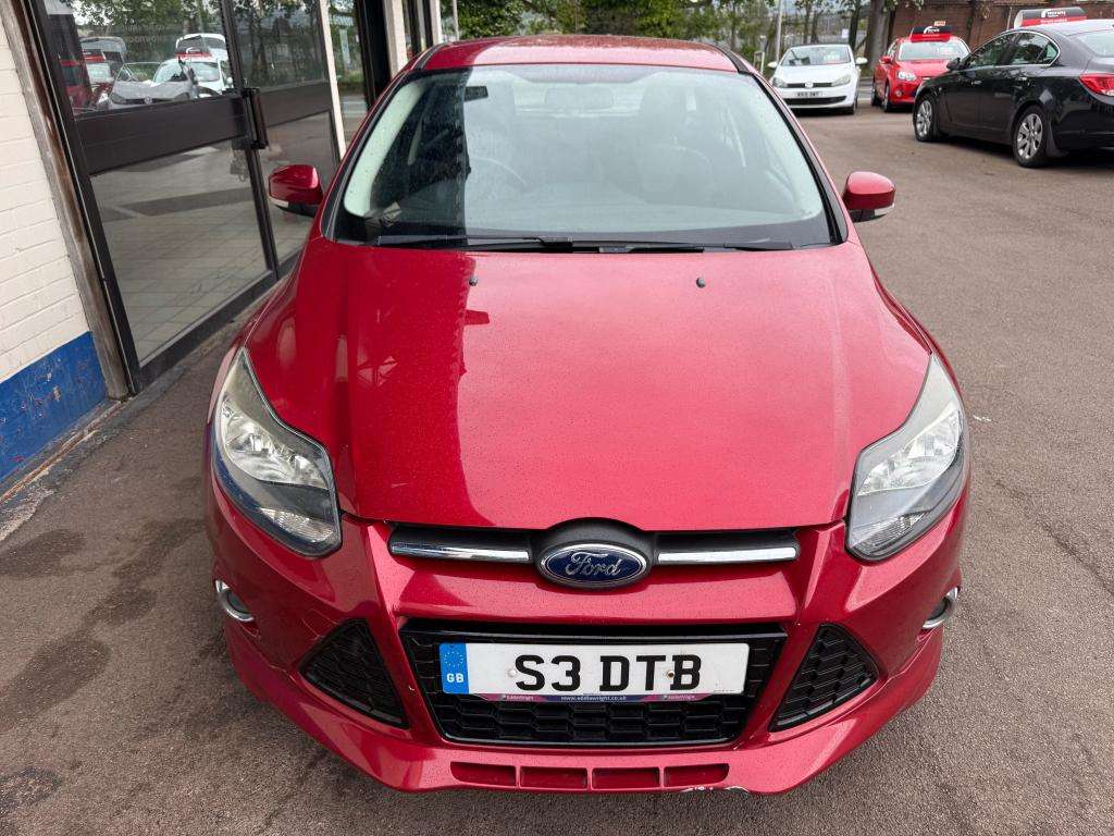 A 2012 FORD FOCUS Zetec S T A 2012 FORD FOCUS Zetec S T