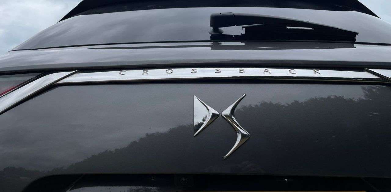 2021 DS AUTOMOBILES DS 7 CROSSBACK 2021 DS AUTOMOBILES DS 7 CROSSBACK