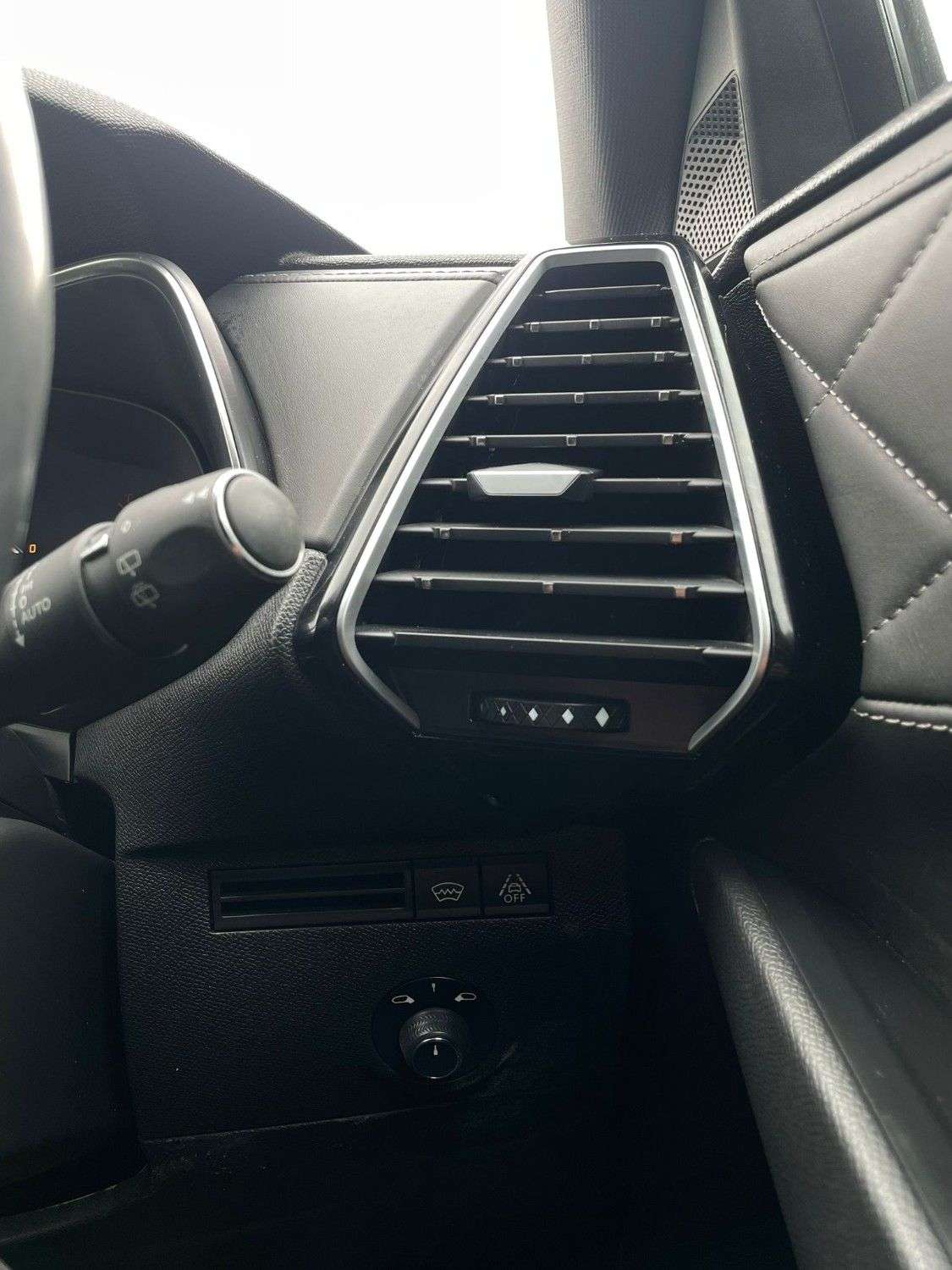 2021 DS AUTOMOBILES DS 7 CROSSBACK 2021 DS AUTOMOBILES DS 7 CROSSBACK
