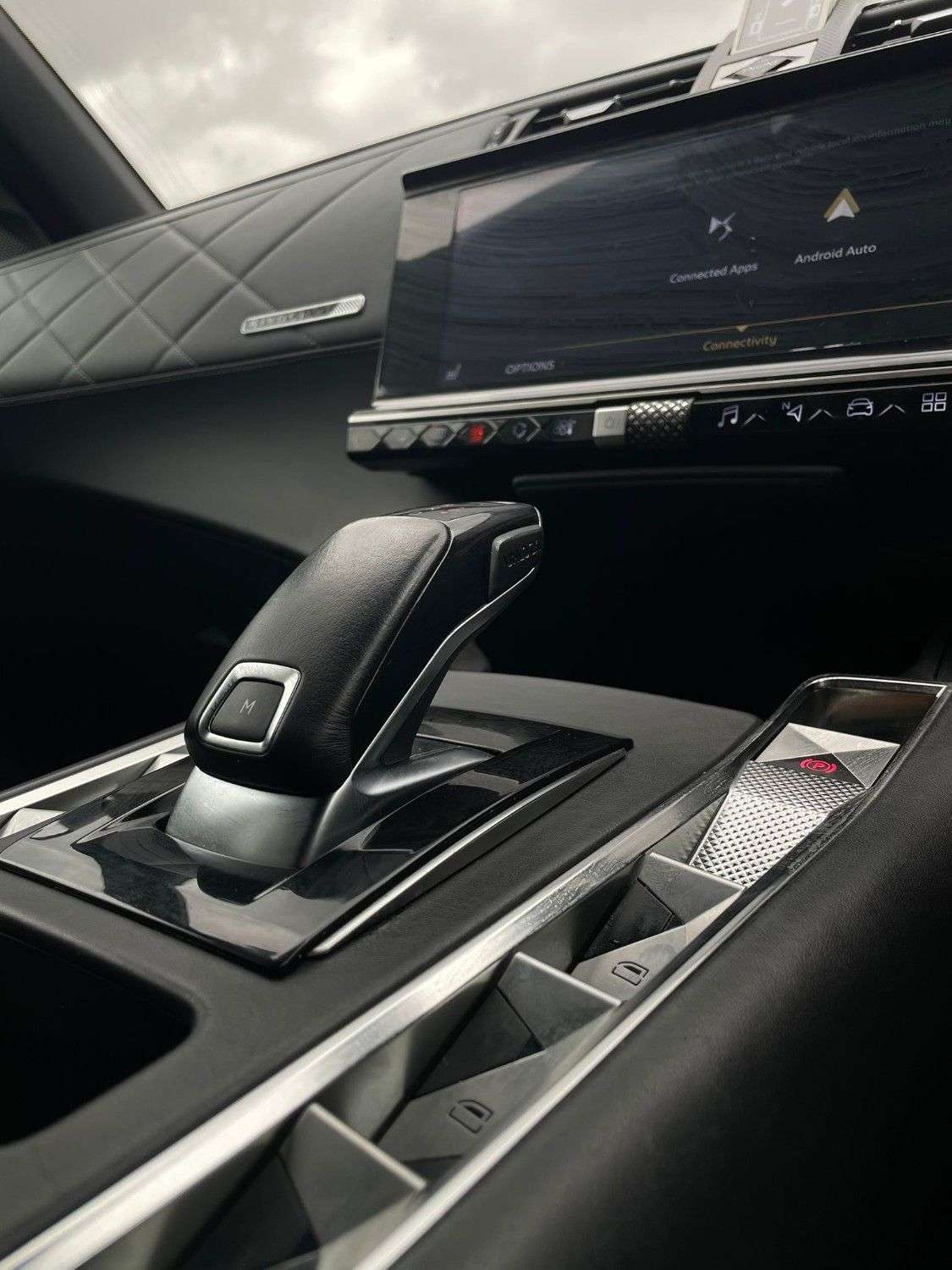 2021 DS AUTOMOBILES DS 7 CROSSBACK 2021 DS AUTOMOBILES DS 7 CROSSBACK