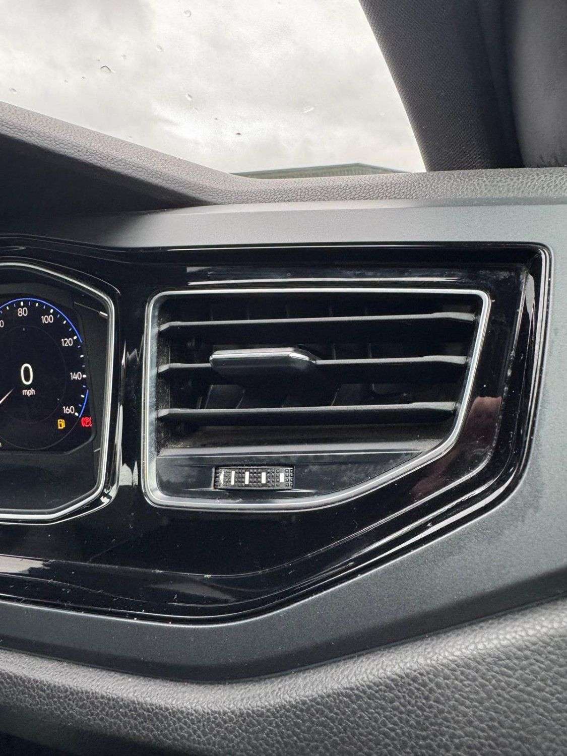 2022 VOLKSWAGEN POLO 2022 VOLKSWAGEN POLO