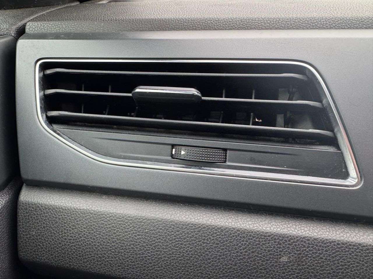 2022 VOLKSWAGEN POLO 2022 VOLKSWAGEN POLO