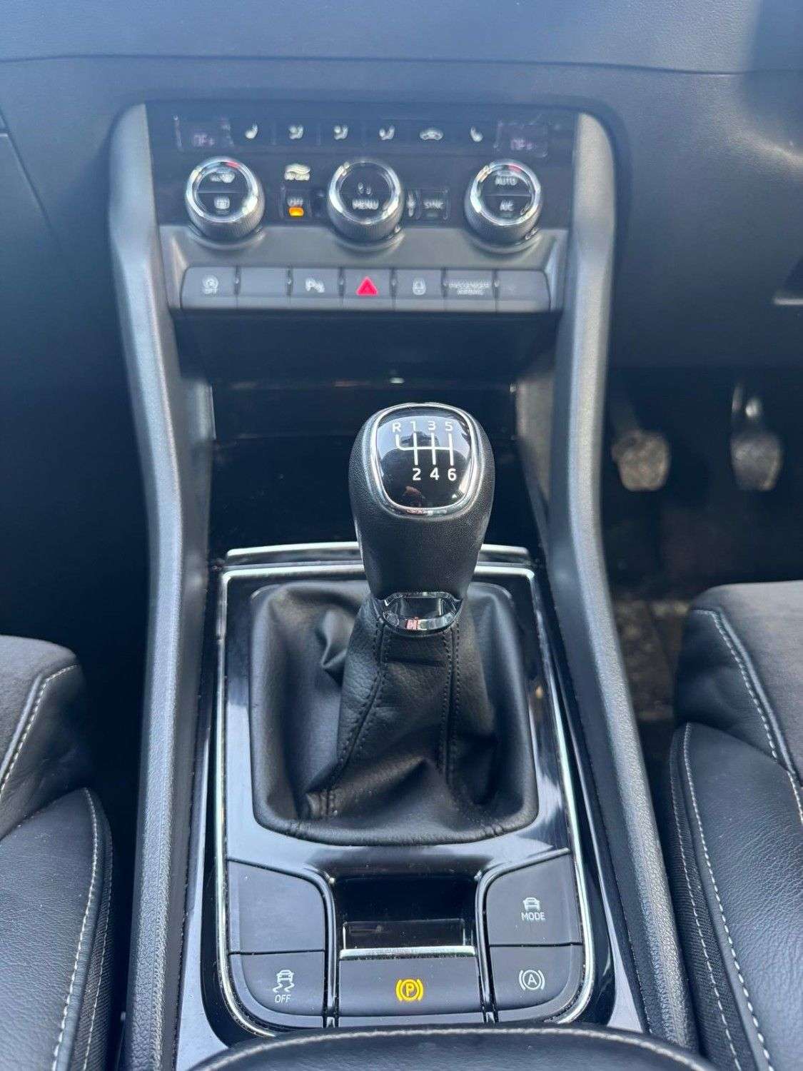 2024 SKODA KAROQ 2024 SKODA KAROQ